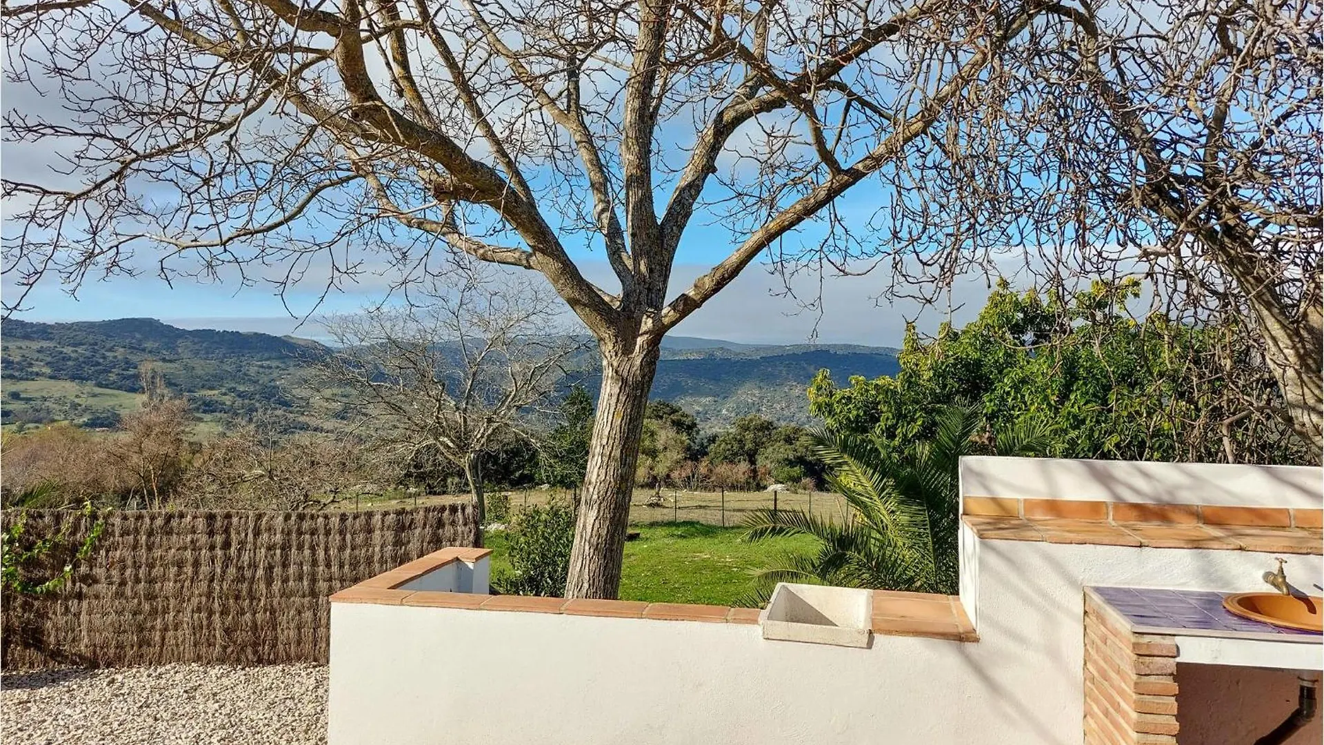 Gorgeous Home In Algatocin With Kitchenette Spain